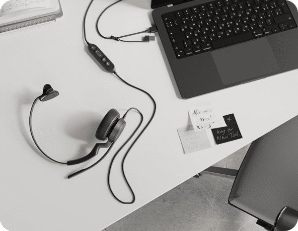 Yealink-UH46-5 Yealink UH46 USB Headset with USB - C/A Adapter