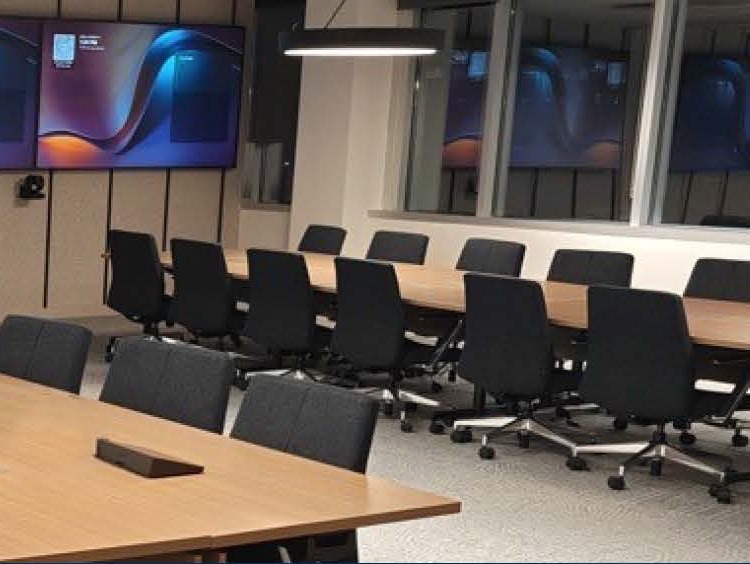 Executive boardroom in a global retailer headquarters AV deployment